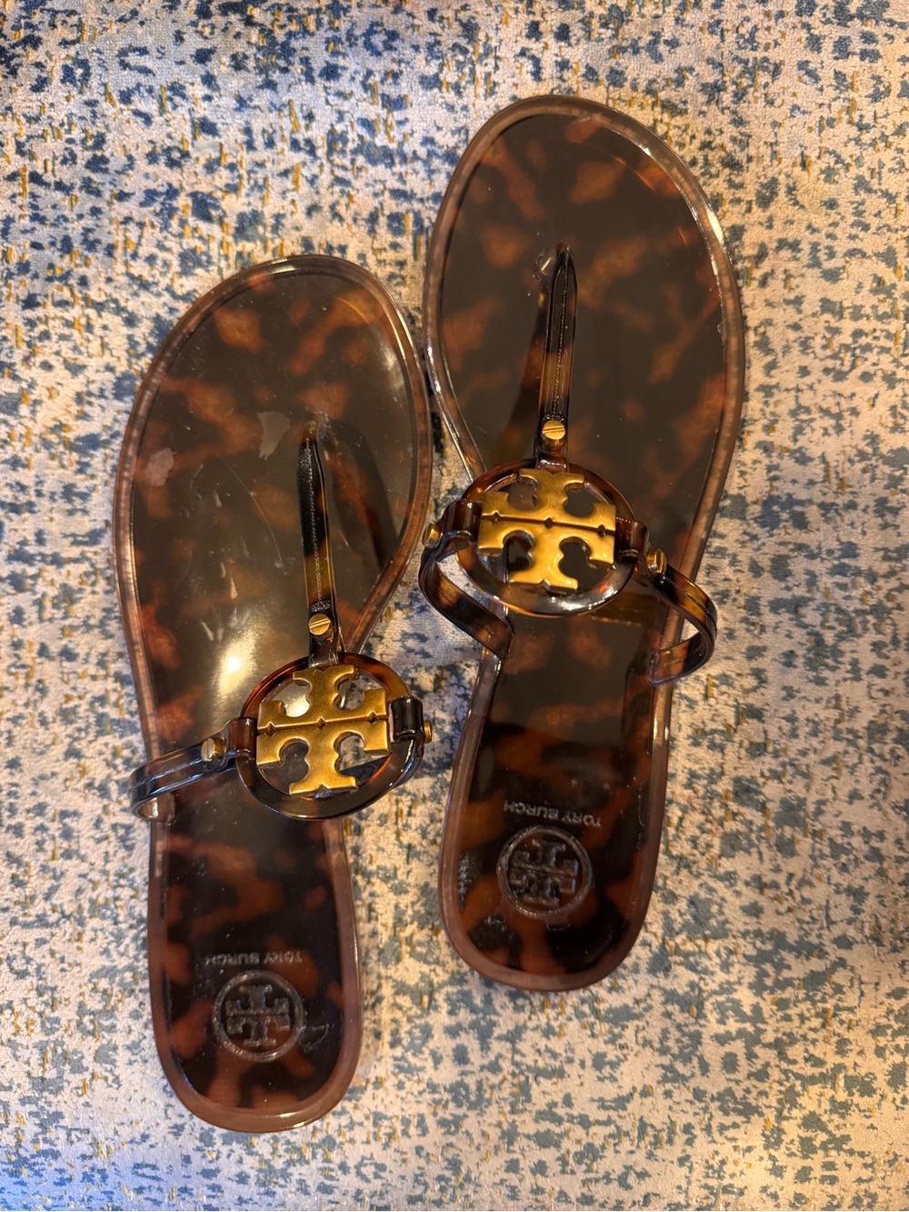 Tory Burch Mini Miller Tortoiseshell Jelly Logo Thong Sandals - Size 9